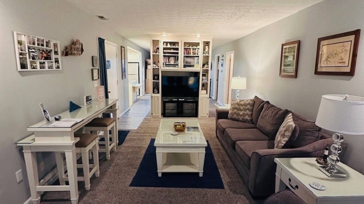 Bronston Condo | Lake Cumberland Cozy 1 Bedroom 7-3 Woodson Bend Resort Condo Bronston Ky