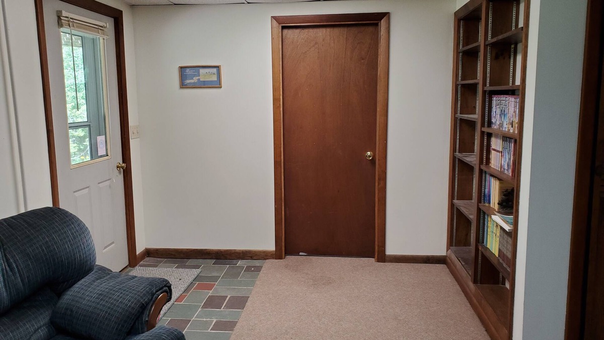 Unity Apartment | Lake front 2 bedroom apartment located on Unity Pond. Great for Bass fishing.