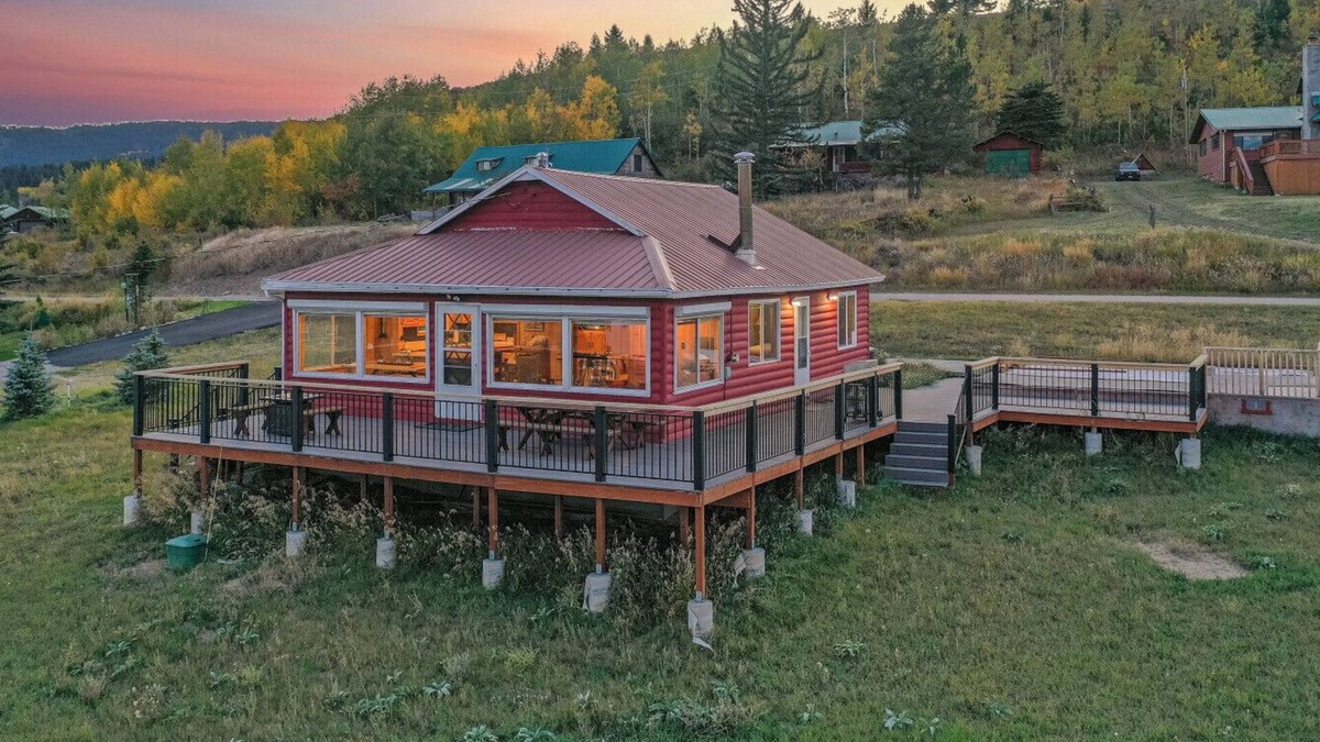 Island Park Cabin | Lake Front Cabin Private Dock 20mi 2 Yellowstone
