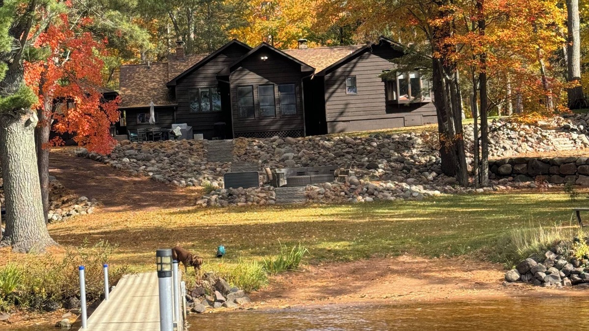 Lake Nebagamon Cabin | Lake Front Cozy Cabin on Lake Nebagamon!