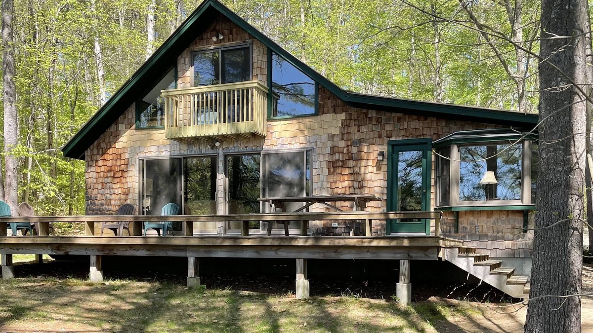 Center Lovell House | Lake front custom built Kezar Lake home