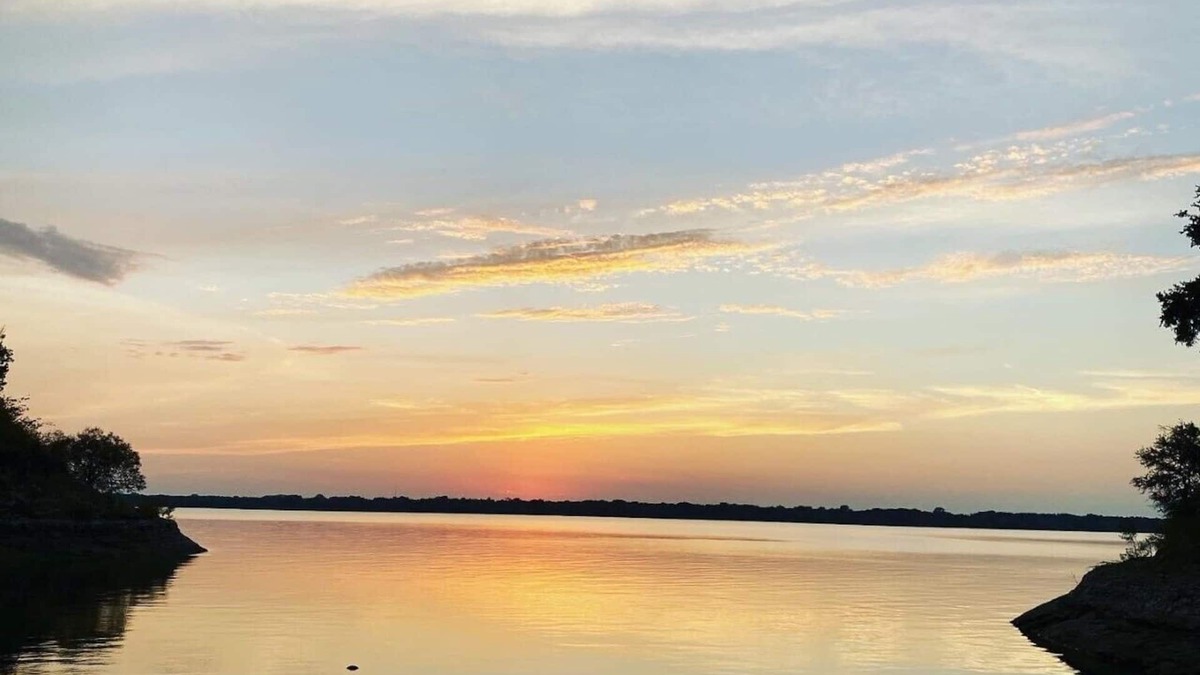 Lake Whitney House | LAKE FRONT HOME! Direct access to the water.