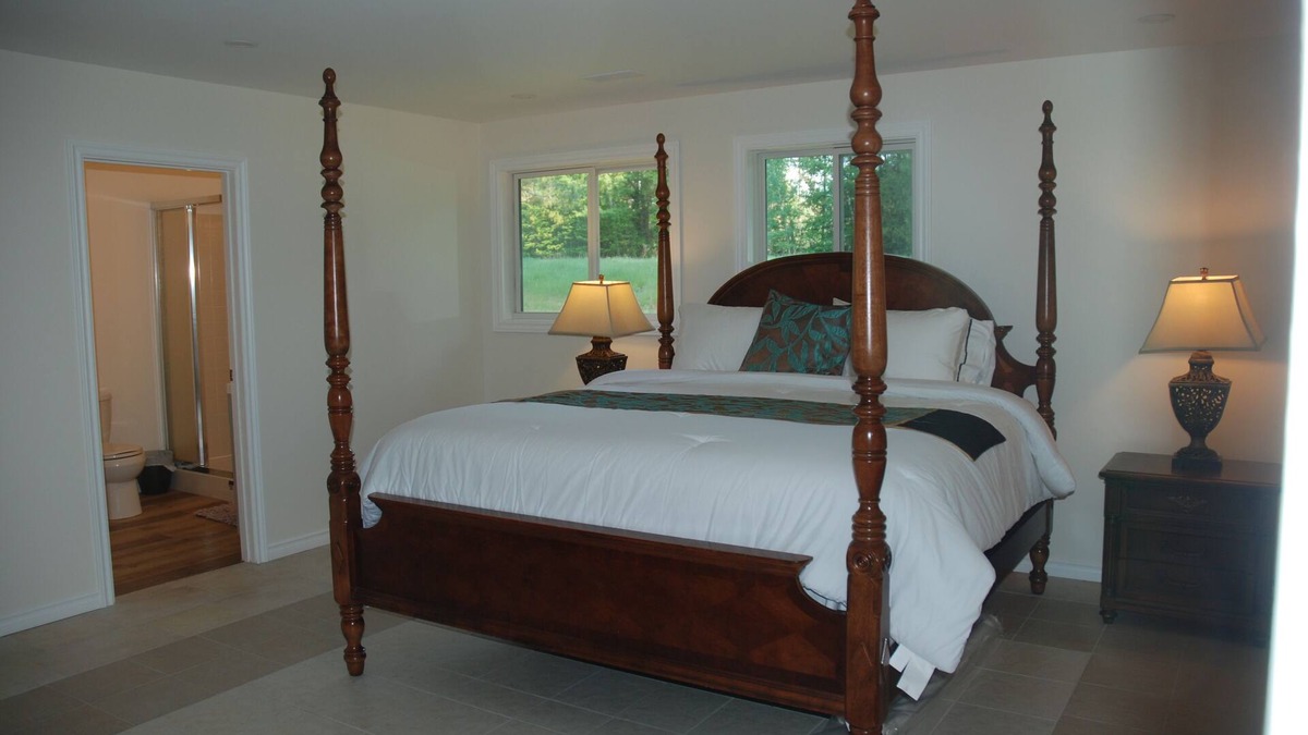 Madawaska Valley House | Lake front newly renovated house