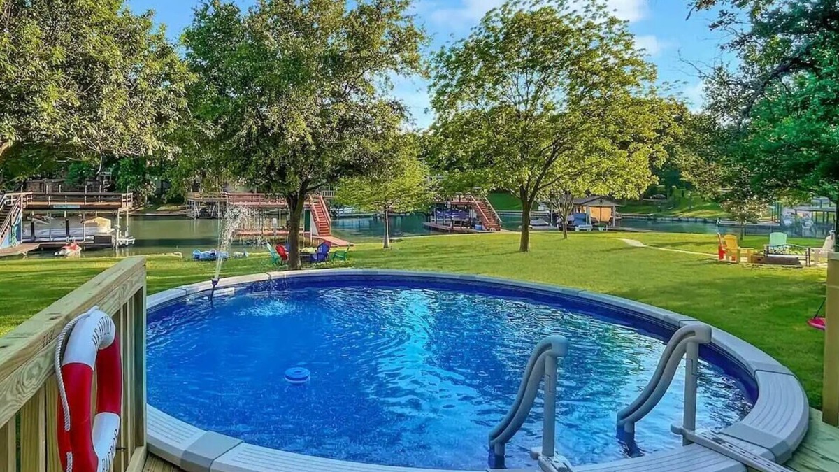 Cedar Creek Reservoir House | Lake Front Oasis, Pool, Dock, Fire Pit, Sleeps 10