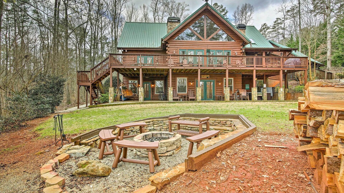 Martin House | Lake Hartwell Lodge w/Dock, Theater + Hot Tub!