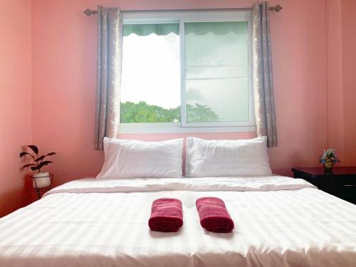 Trat House | Lake Home Trat