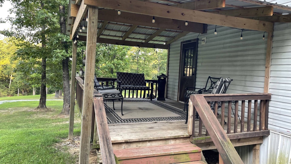 Pontiac House | Lake Home