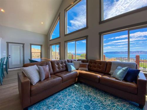 Harbor Village House | Lake House Hill, Private Hot Tub, Lake Views