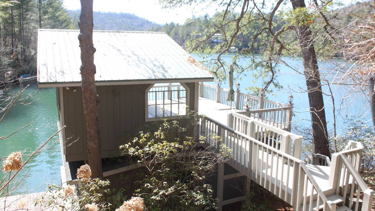 Lakemont House | Lake House On The Water/Beautiful Views