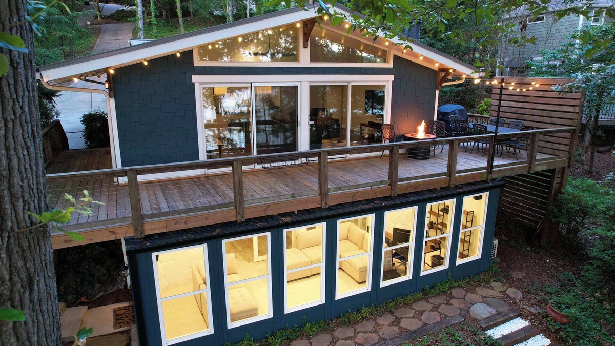 Cumming House | Lake Lanier Lodge - Dock, Views, & Fire Pit