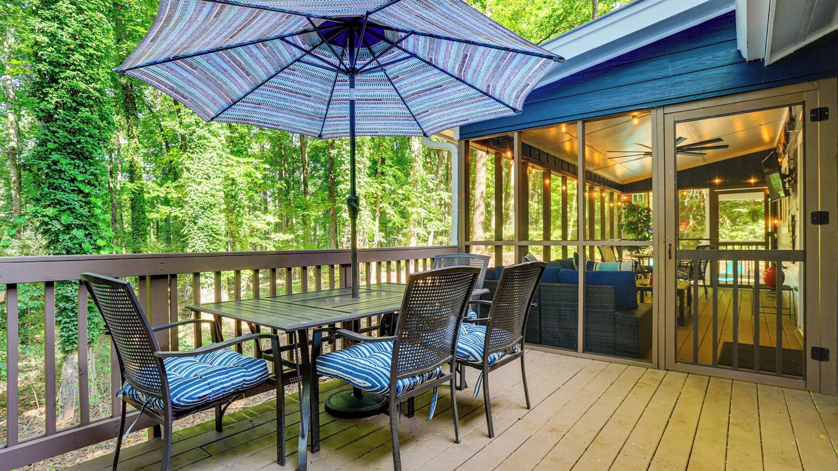 Dawsonville Cottage | Lake Lanier Retreat w/Boat Dock!