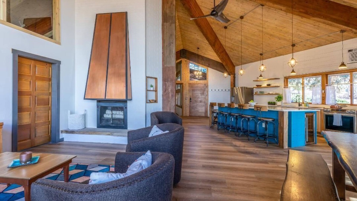 Loveland House | Lake Loveland Chalet