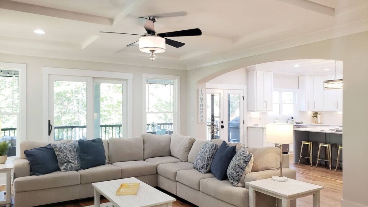 Belmont House | Lake luxury, Sleeps 16, 3800+ sq/ft