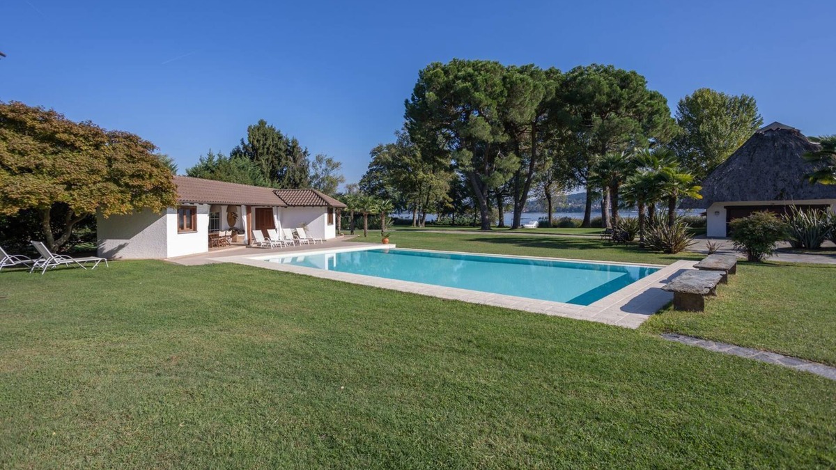 Solcio Villa | Lake Maggiore villa rental, villa to hire in Lake Maggiore, Italian Lakes Villa
