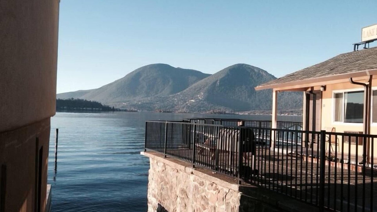 Clear Lake Hotel | Lake Marina Inn