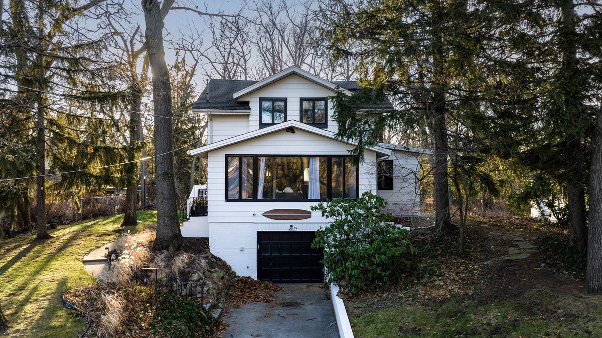 Long Beach House | Lake Michigan Lake House