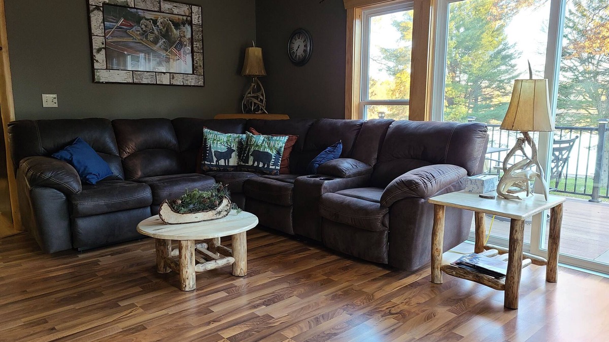 Tomahawk House | Lake Nokomis lake home - Tomahawk, WI