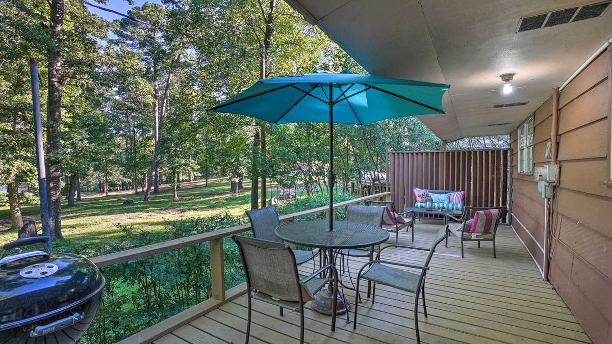 Avinger House | Lake O’ the Pines Retreat w/Water Access!