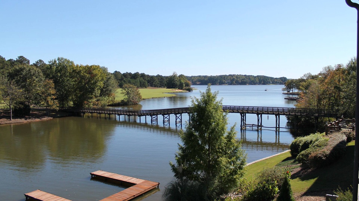 Lake Oconee Villa | Lake Oconee - 2 Bedroom/2 Bath inside Cuscowilla