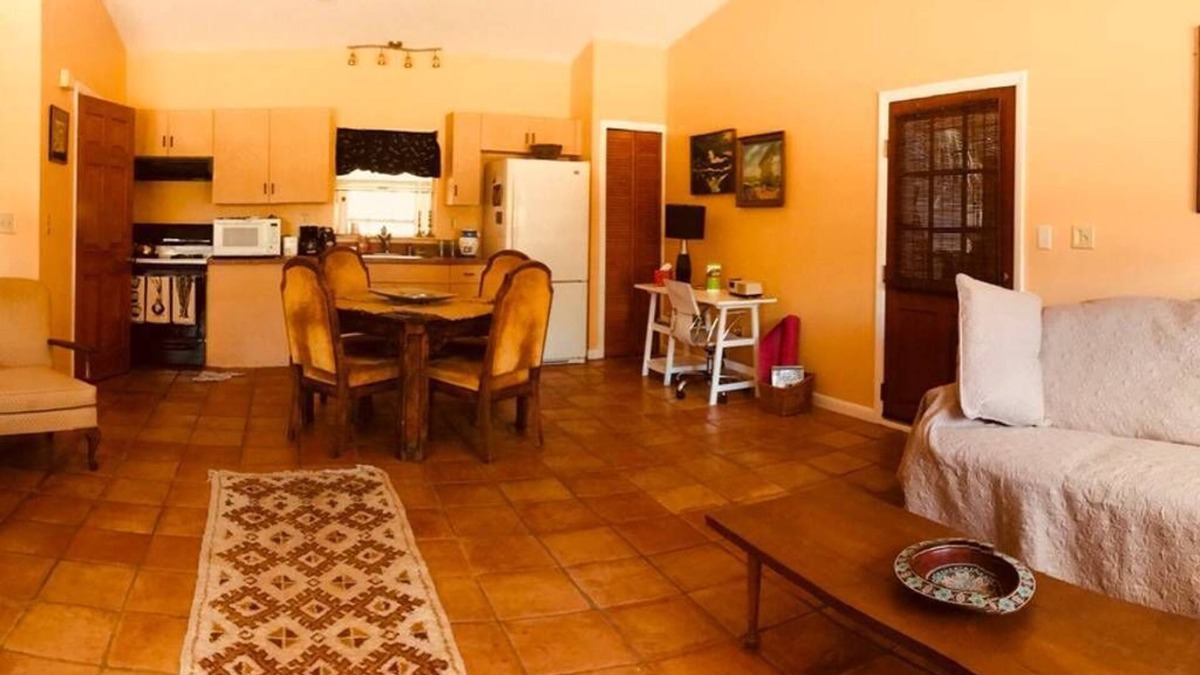Lake Wales Cottage | Lake of the Hills Cottage - Sleeps 4
