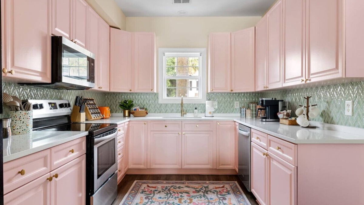 North Charleston Apartment | Lake Palmetto Retreat ~ 10 min to Downtown CHS