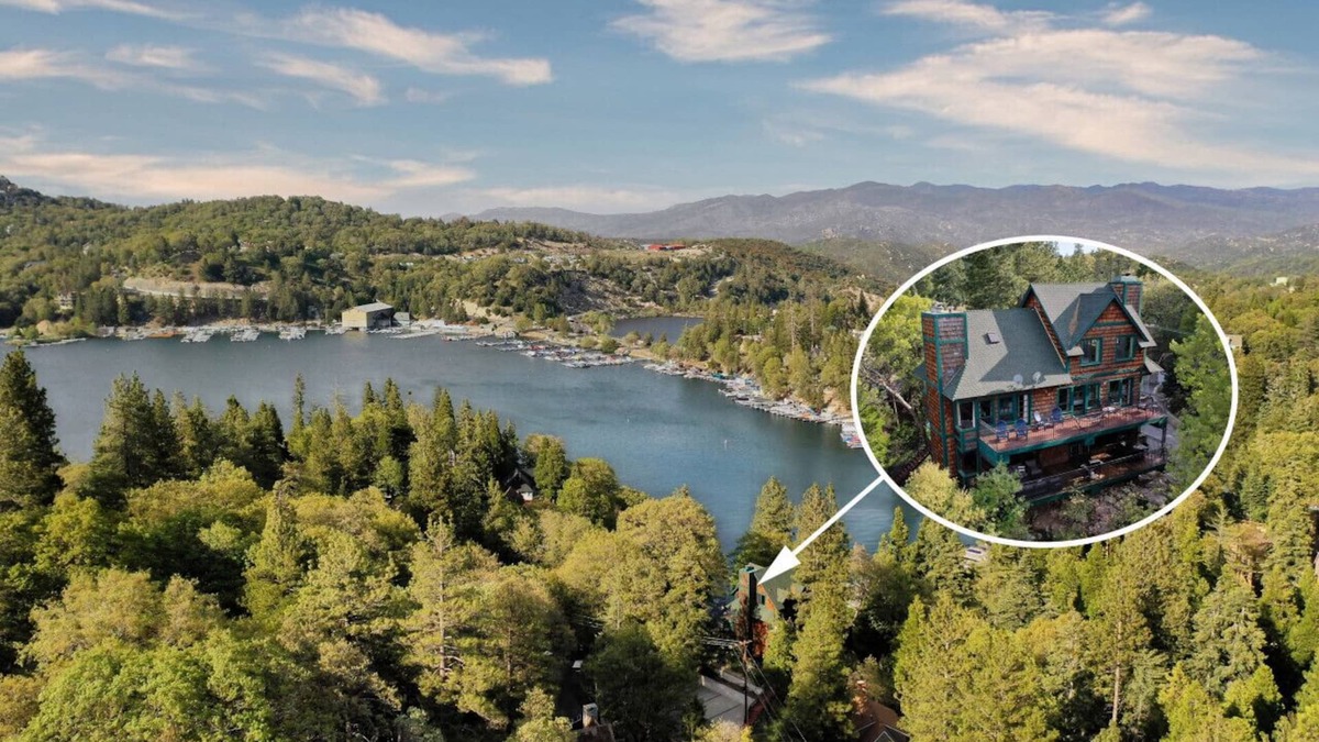 Cedar Glen House | Lake Reflection Point-Upscale Lake View House! 4 Bed/4.5 Bath! Air Conditioning!
