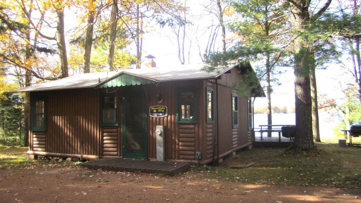 Minocqua Cottage | Lake Shishebogama Cottage on Moonlight Bay