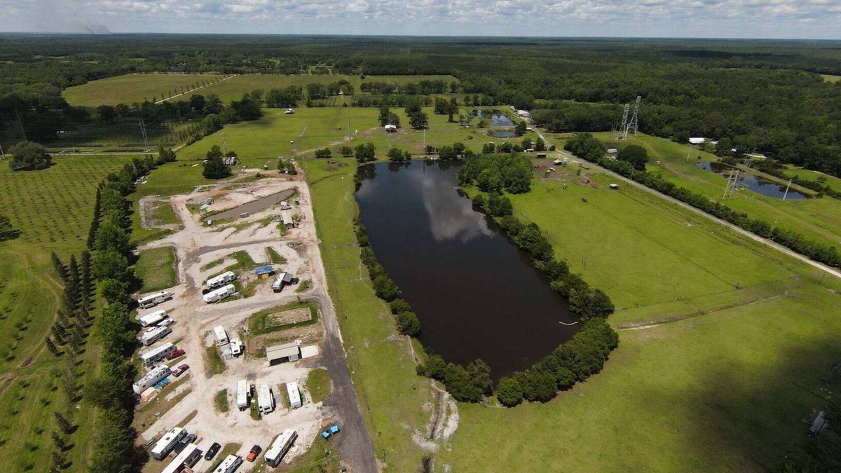 Northside House | Lake side - 2022 50amp RV for Rent inside Crosslake RV Park
