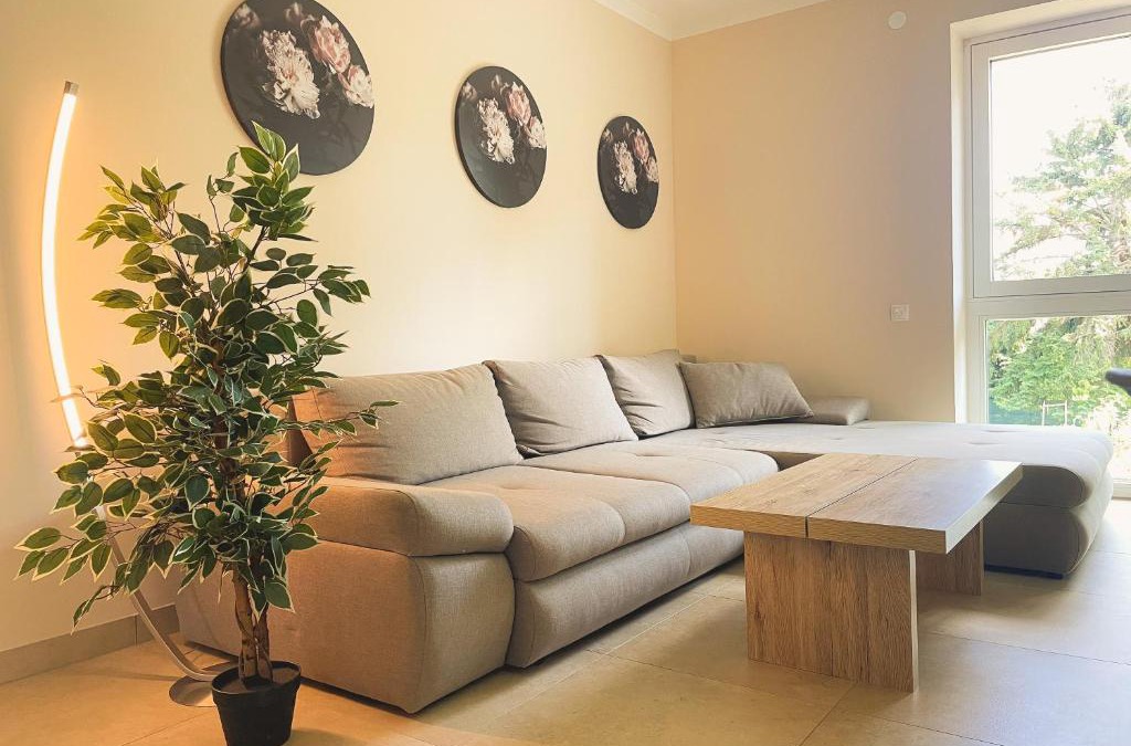 Hirschstetten Apartment | Lake Side Vienna II