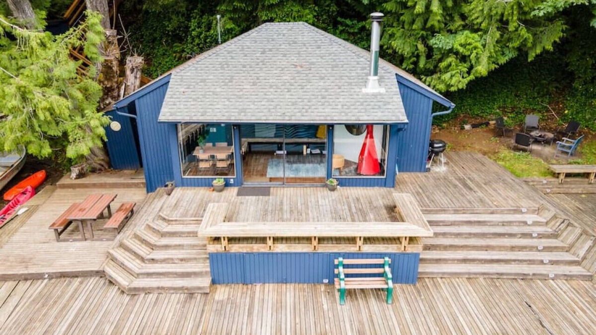Port Angeles House | Lake Sutherland Waterfront Cabin w/Expansive Dock