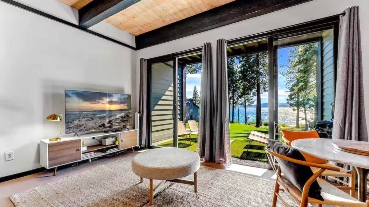 Brockway Condo | Lake Tahoe Vacation Rental w/Patio & Pool Access