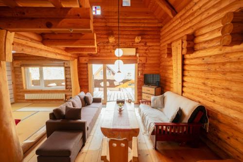 Toya House | Lake Toya Hillside House
