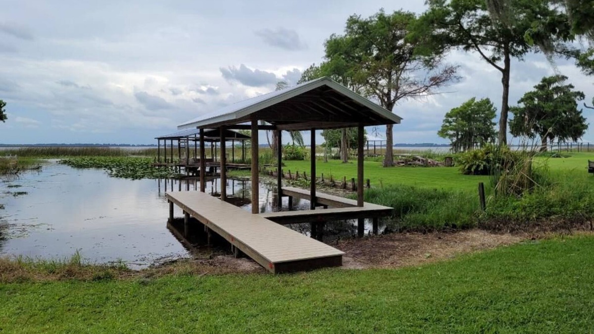 Highland House | LAKE VIEW COTTAGE GETAWAY