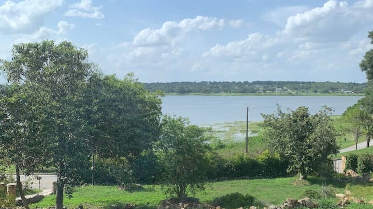 Lake Wales Apartment | Lake View Gardens Private Balcony Suite Legoland