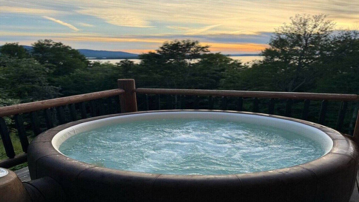 Greenville Cabin | Lake View*Hot Tub*Sunsets*Fire Pit*Pet Friendly*