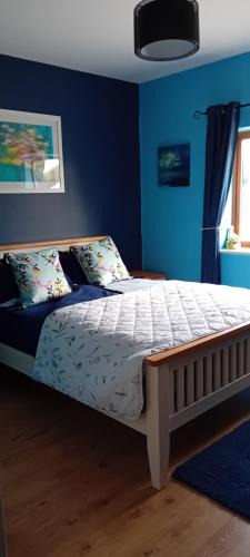 Jamestown House | Lake view