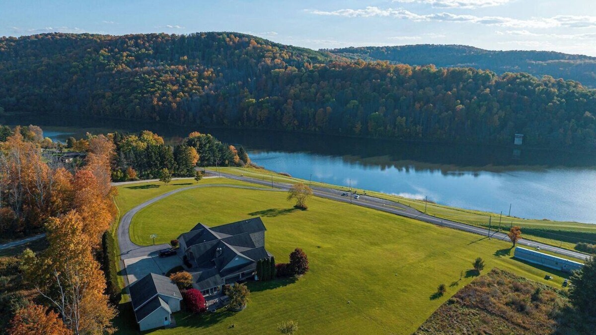 Wellsboro House | Lake View Lodge w/Indoor Pool, Hot Tub, Theater