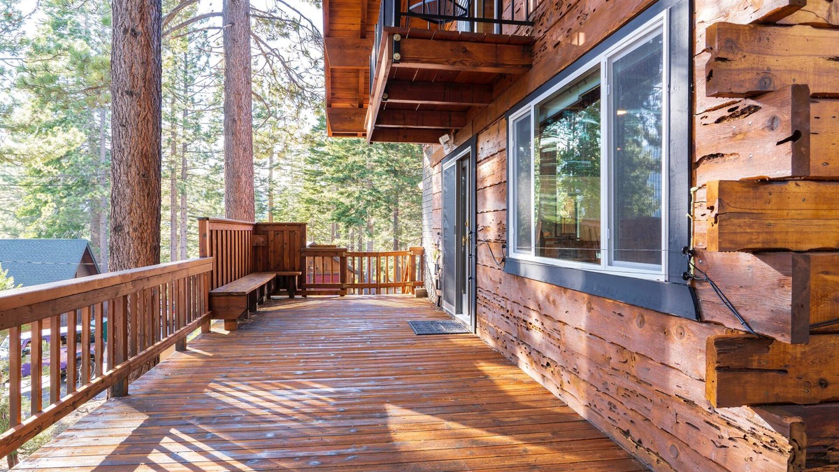 Tahoe City House | Lake View Mountain Retreat - Tahoe City - Newly Remodeled