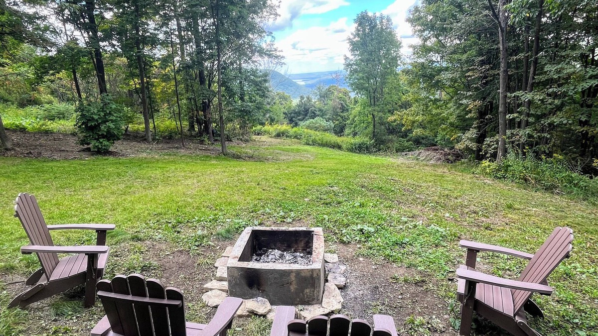 Scottsburg Cabin | Lake View with 7 Acres & WiFi near Naples and Outdoor Fun!