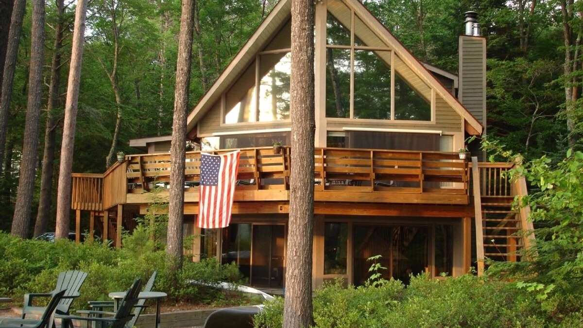 Moultonborough House | Lake Winnipesaukee Lakefront Home With Great Sandy Beach/Swim Area