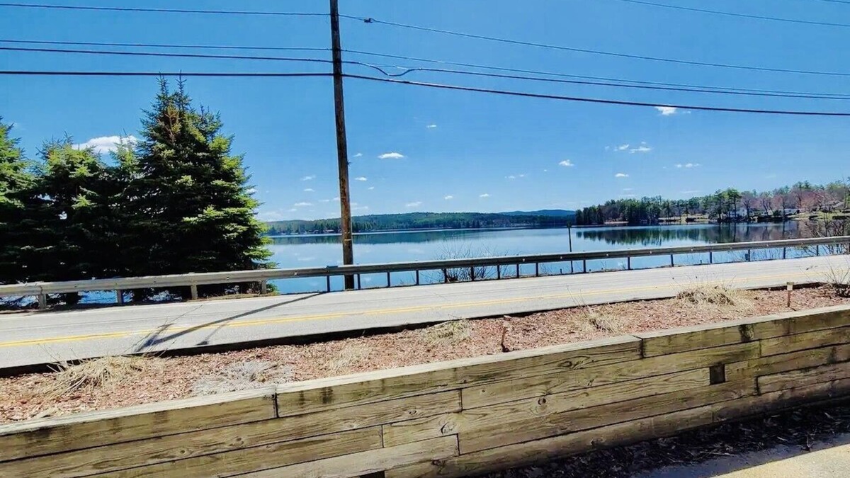 Lochmere Condo | Lake Winnisquam Condo with Lake Views