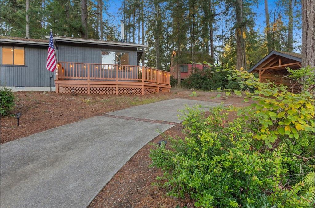 Lakebay House | Lakebay Cottage