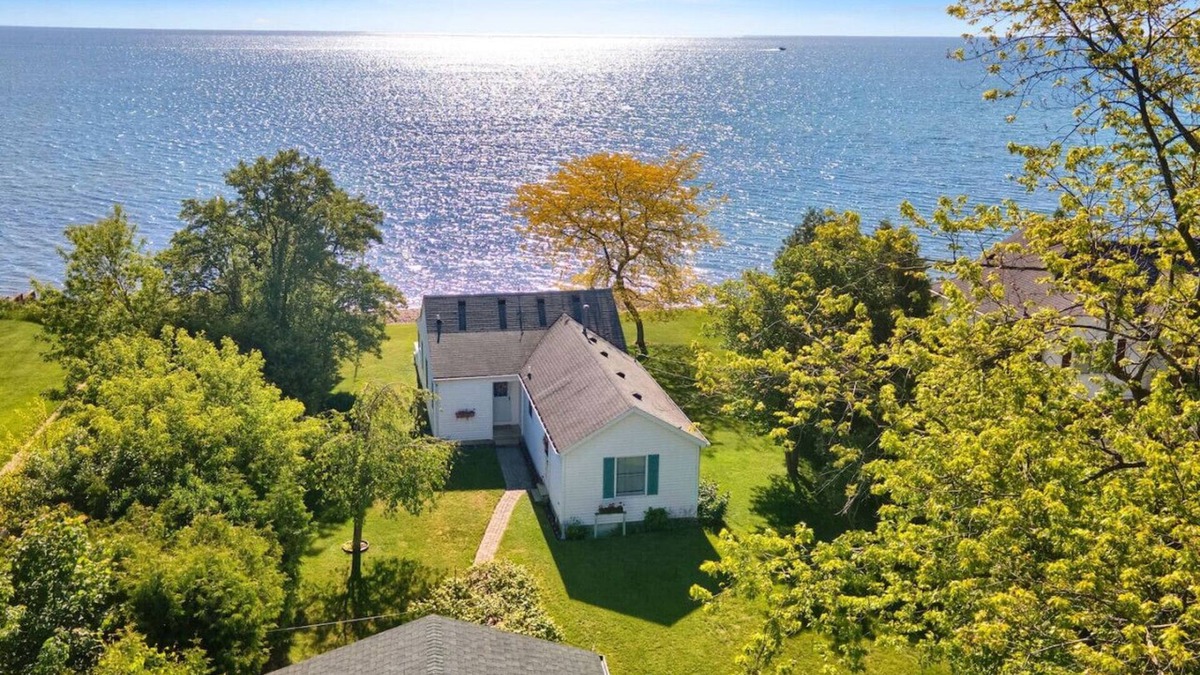 Port Sanilac House | Lakefront 3BD, Home Walk to Downtown Port Sanilac