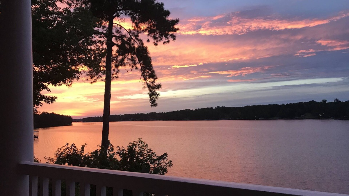 Gold Nugget Point House | Lakefront, 7 Bedroom Home on Lake Murray!