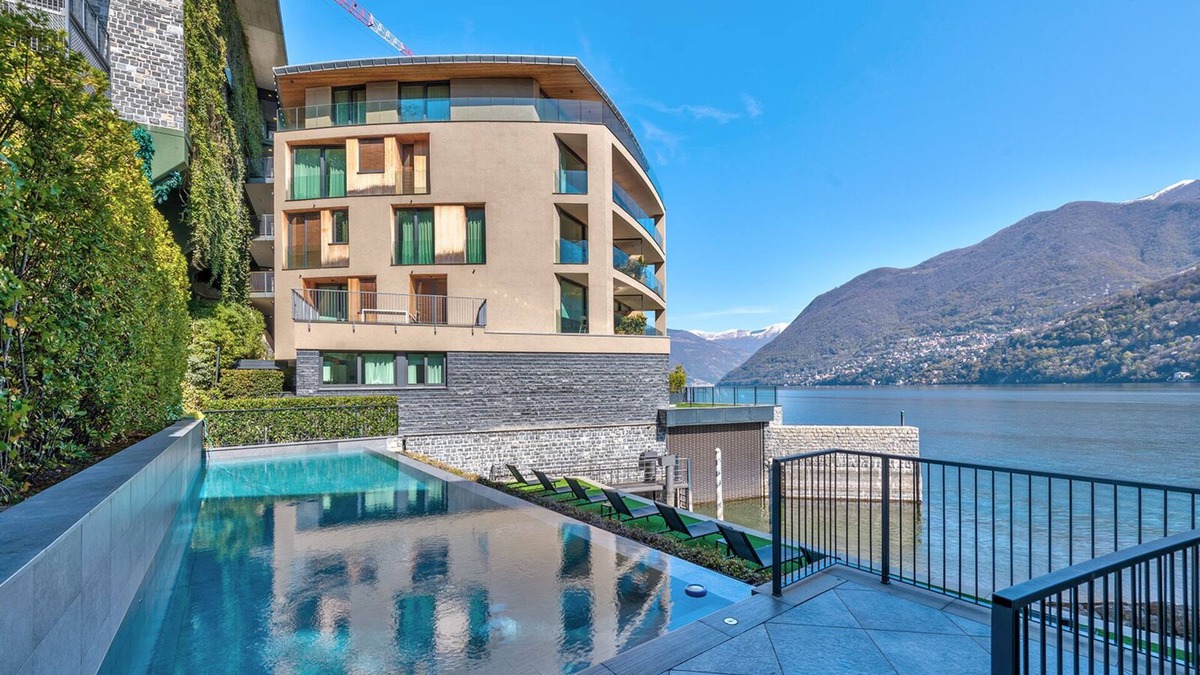 Laglio Apartment | [Lakefront Apartment]