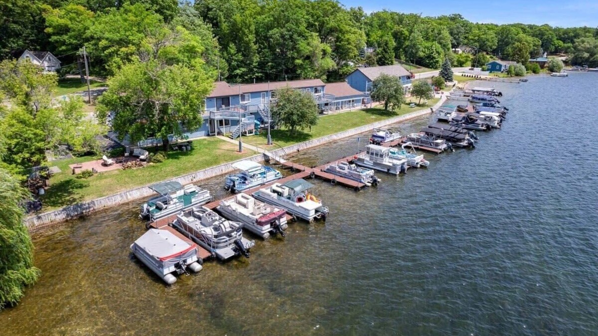 Mayfield Apartment | Lakefront at Fife Lake Lodge- 6 separate rooms with double beds