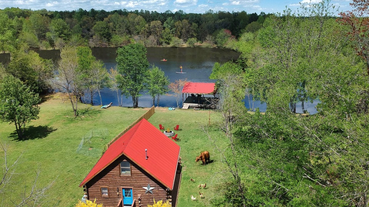 Trevilians Cabin | Lakefront Cabin - Farm Animals - Fish, Swim, Boat, Hike/Bike 5+Miles Trails