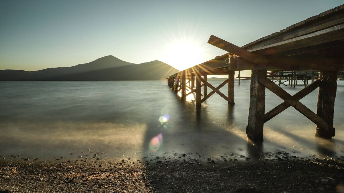 Clearlake Cabin | Lakefront Cabin on Silverado Beach