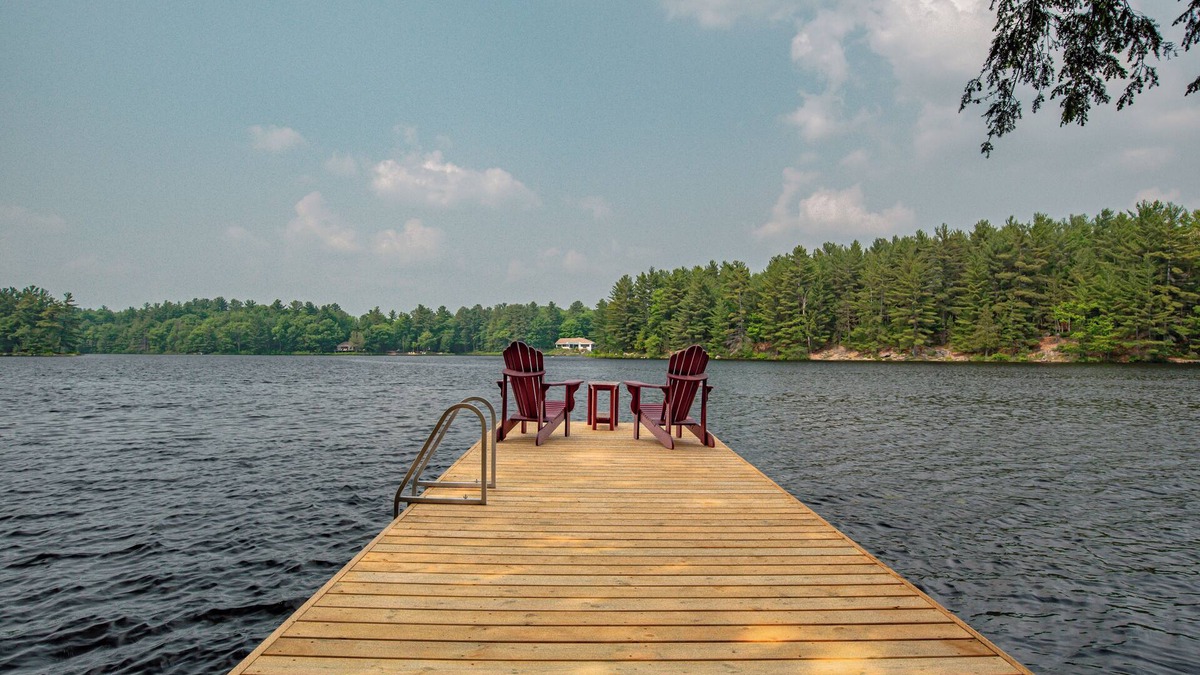 Port Carling Cottage | Lakefront Cottage for families, just minutes from Port Carling in Muskoka!