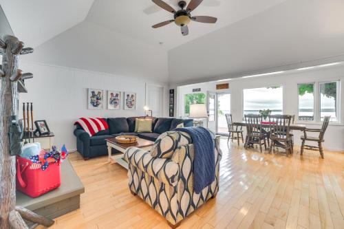 Alanson House | Lakefront Cottage Near Snowmobiling and Nubs Nob!